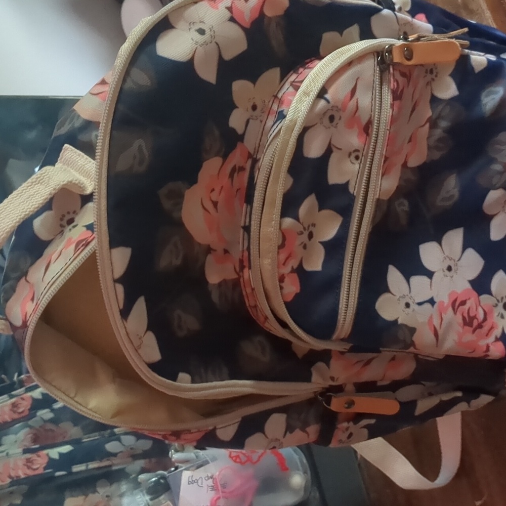 Bookbag - Picture 5 of 5